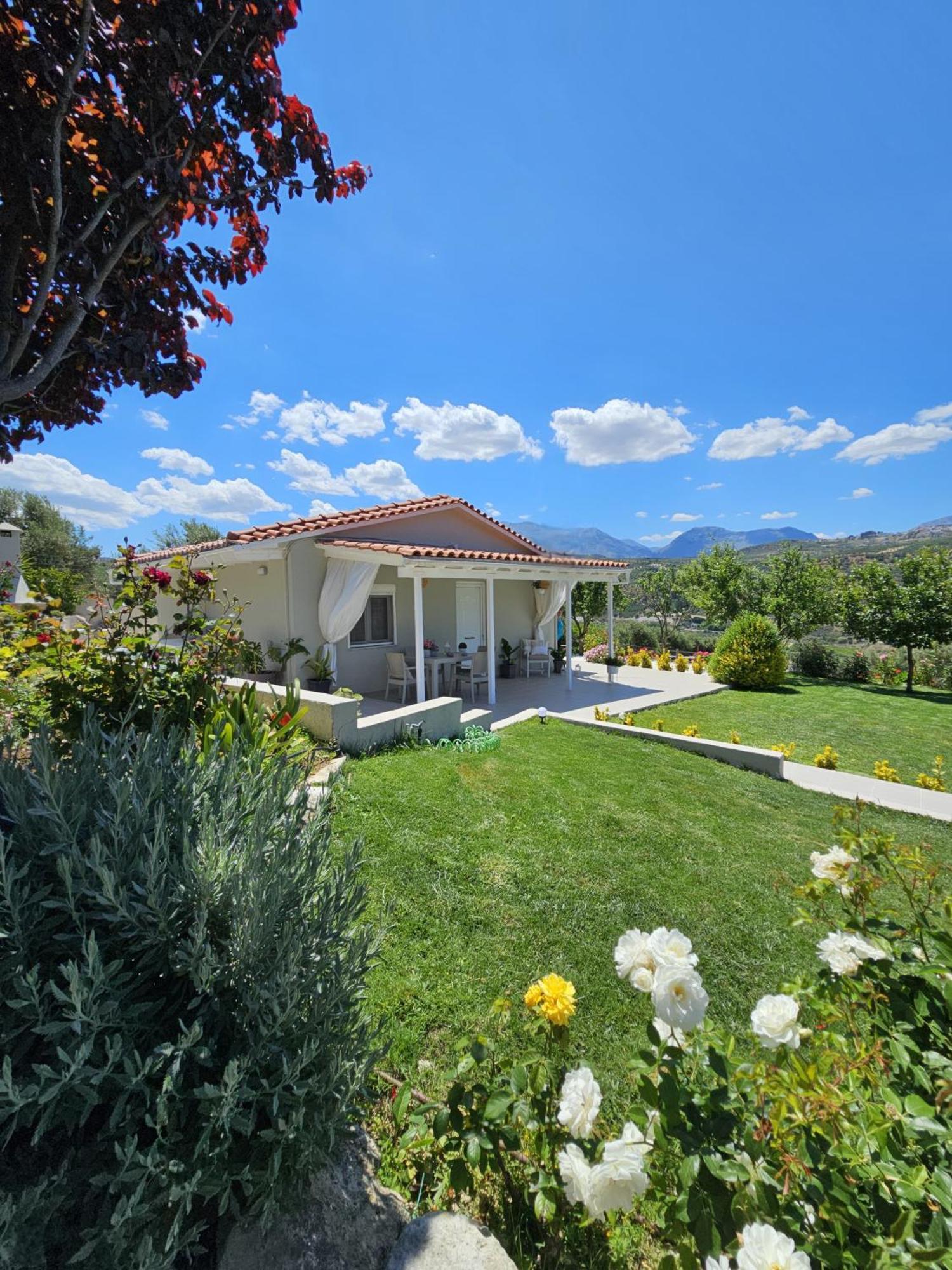Ornament: Infinite Nature Villa Dhafnes Dış mekan fotoğraf